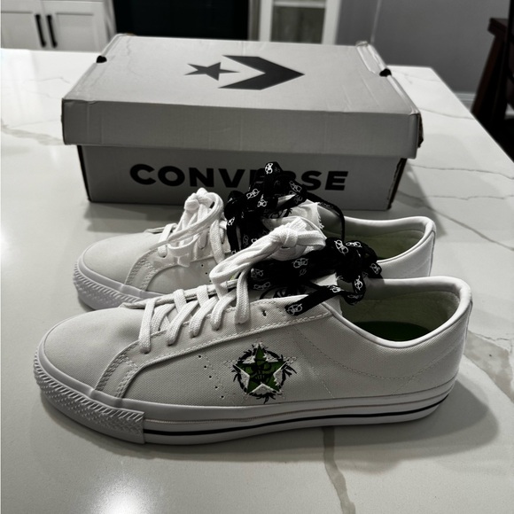 Converse One Star Pro 2000s White & Green Skate Shoes Brand NWT - Picture 5 of 5